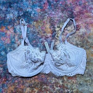 Victorias Secret Light Pink Lace Baloncette Bra 32D